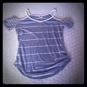 Cut shoulder striped shirt